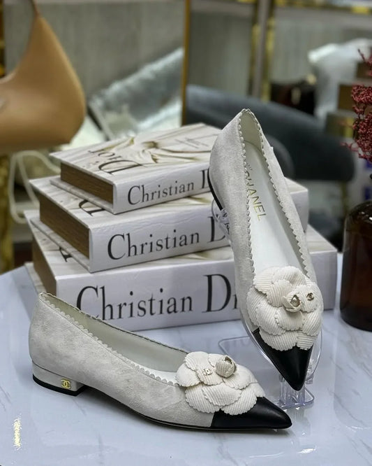 Ballet Flats with Floral Accent - Faizah Outlet