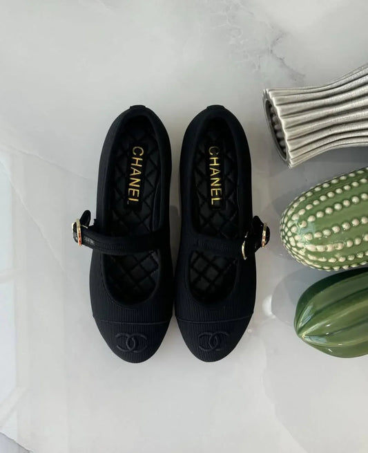 Classic Flat Shoes - Faizah Outlet