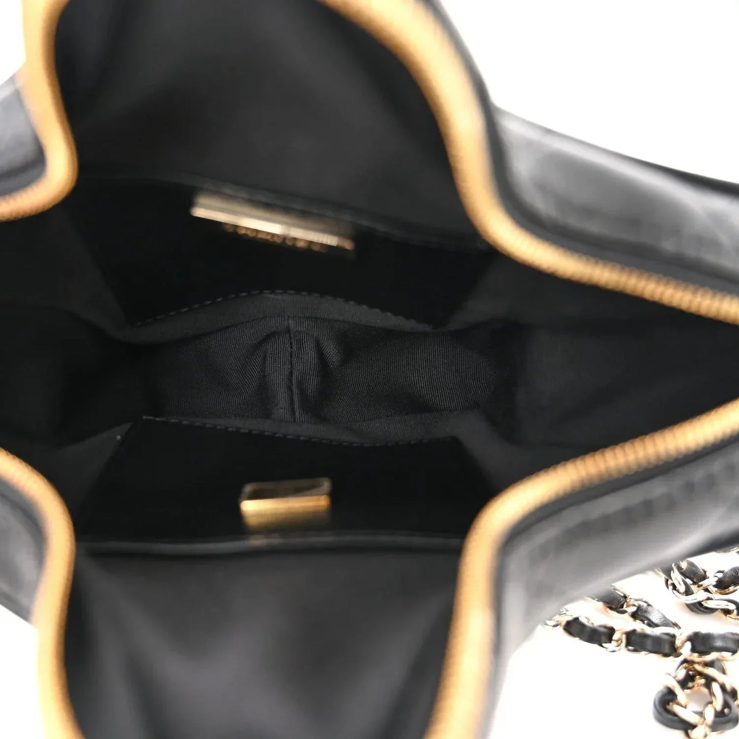 CHANEL Lambskin Quilted Walk of Fame Star Bag - Faizah Outlet